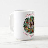 クリスマスと新年の挨拶、王冠の写真 コーヒーマグカップ (正面左)