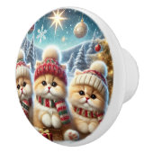 クリスマスと雪のフェスティバルの猫たち セラミックノブ (右)