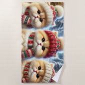 クリスマスと雪のフェスティバルの猫たち ビーチタオル (正面)