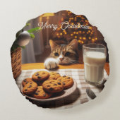 クリスマスにクッキーを手に入れるのかわいいタビー猫 ラウンドクッション (裏面)