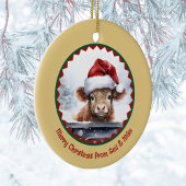 クリスマスにクリスマスを飾る可愛いサンタハット付きハイランドカウズ セラミックオーナメント