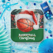 クリスマスにサンタハットを持つバスケットボール ペーパープレート (パーティー)