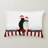 クリスマスに帽子をかぶったかわいい猫たち アクセントクッション (裏面)