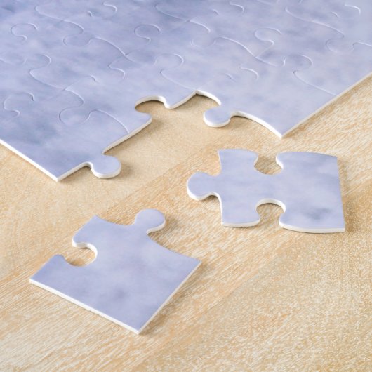 クリスマスに座っている雪の中のドイツの羊飼い犬 ジグソーパズル (側面)