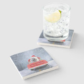 クリスマスに座る雪の中のアメリカのエスキモー犬 ストーンコースター (横)