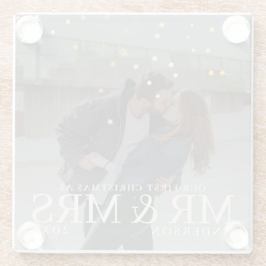 クリスマスに星と暗い夕暮れのカップルの写真 ガラスコースター (裏面)