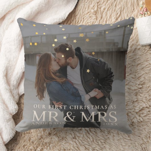 クリスマスに星と暗い夕暮れのカップルの写真 クッション (ブランケット)