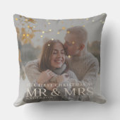 クリスマスに星と暗い夕暮れのカップルの写真 クッション (裏面)