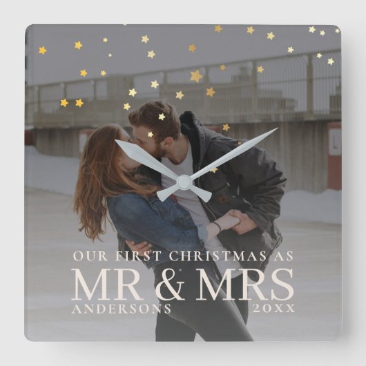 クリスマスに星と暗い夕暮れのカップルの写真 スクエア壁時計 (正面)