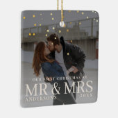 クリスマスに星と暗い夕暮れのカップルの写真 セラミックオーナメント (右)