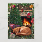 クリスマスに暖炉の隣で眠る猫 シーズンポストカード (正面)