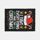 クリスマスに欲しいものは何でも持っている フリースブランケット (正面(横))