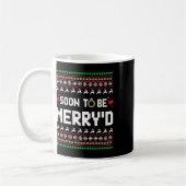 クリスマスに結婚予定のカップル マッチ コーヒーマグカップ (左)