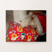 クリスマスに赤い帽子をかぶったかわいい犬 ジグソーパズル (横)