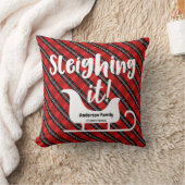 クリスマスに雪を降ろす クッション (ブランケット)