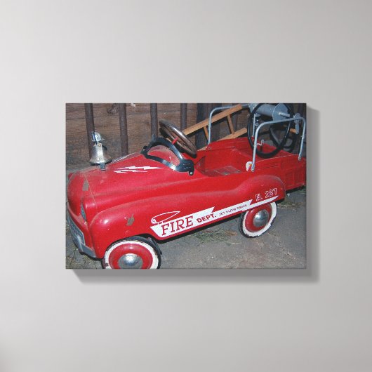 クリスマスのおもちゃの消防車のワゴン キャンバスプリント (正面)