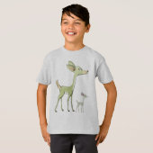 クリスマスのお祝い 緑のシカ 冬の休日 かわいい Tシャツ (正面フル)