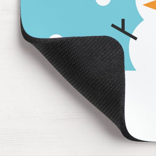 クリスマスのための雪の背景のかわいい雪だるま マウスパッド (コーナー)