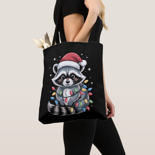 クリスマスのアライグマサンタ帽子イルミネーション冬 トートバッグ (クローズアップ)