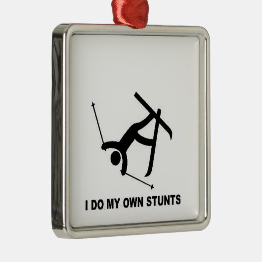 クリスマスのオーナメントのスキースキーヤーのスキーはおもしろいの発育を妨げます メタルオーナメント (右)