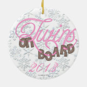 クリスマスのオーナメントの上のお母さんの双生児の期待 セラミックオーナメント (裏面)