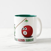 クリスマスのキスの打撃のマグ ツートーンマグカップ (正面右)