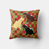 クリスマスのキルトのラブラドールの子犬の枕 クッション (裏面)