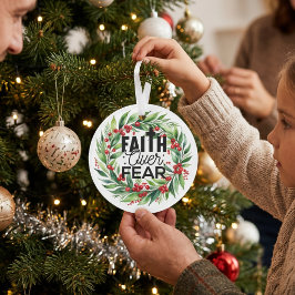 クリスマスのグリーン 黒いタイポグラフィの聖書の節 オーナメント