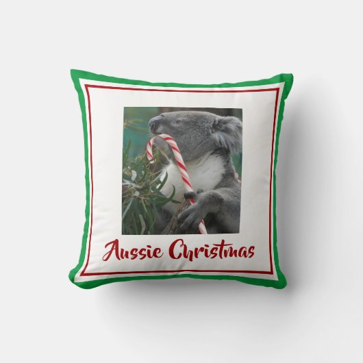 クリスマスのコアラ　キャンディーケーンをユーカリの木で クッション (正面)