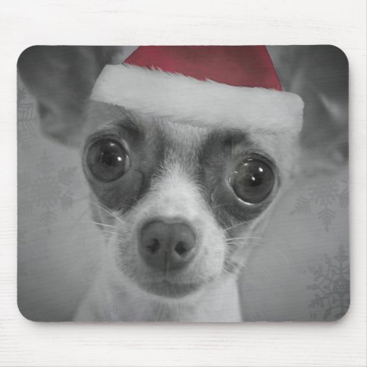 クリスマスのサンタの帽子を持つおもしろいなチワワの子犬 マウスパッド (正面)