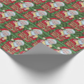 クリスマスのサンタクロースのおもしろいなユーモアは私を目覚めさせます ラッピングペーパー (角)