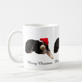 クリスマスのサンタ帽子をかぶった愛らしい犬 コーヒーマグカップ