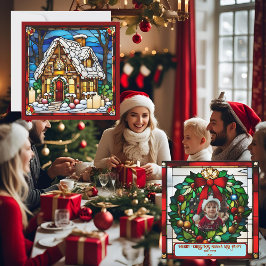 クリスマスのジンジャーブレッドハウスの偽ステンドグラス