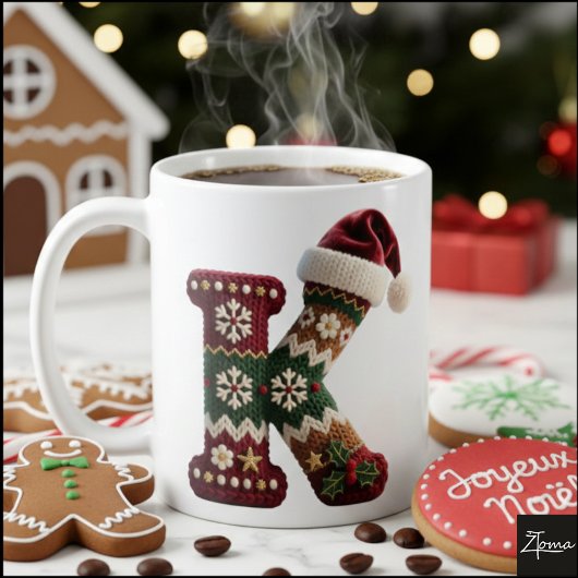 クリスマスのセーター編み文字 K サンタ帽子 コーヒーマグカップ
