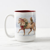 クリスマスのチーム - マギーとナリ ツートーンマグカップ (左)