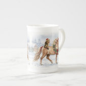 クリスマスのチーム - マギーとナリ ボーンチャイナマグカップ (正面右)