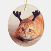 クリスマスのトナカイ帽をかぶった子猫 セラミックオーナメント (左)