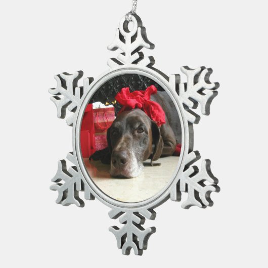 クリスマスのドイツshorthairedポインター スノーフレークピューターオーナメント (右)