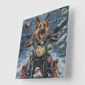 クリスマスのバイクに乗ったジャーマンシェパード スクエア壁時計 (傾斜)