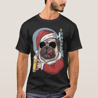 クリスマスのパグがビールを飲む Tシャツ