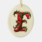 クリスマスのヒイラギのモノグラムF セラミックオーナメント (右)