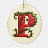 クリスマスのヒイラギのモノグラムP セラミックオーナメント (左)