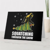 クリスマスのビッグフット、雪の中をスクワッチャング カード (正面)