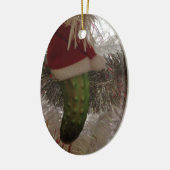 クリスマスのピクルス セラミックオーナメント (左)