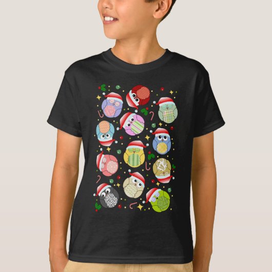 クリスマスのフクロウのデザイン Tシャツ (正面)
