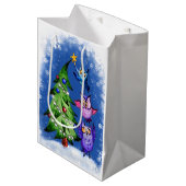 クリスマスのフクロウの木の装飾 ミディアムペーパーバッグ (正面アングル)