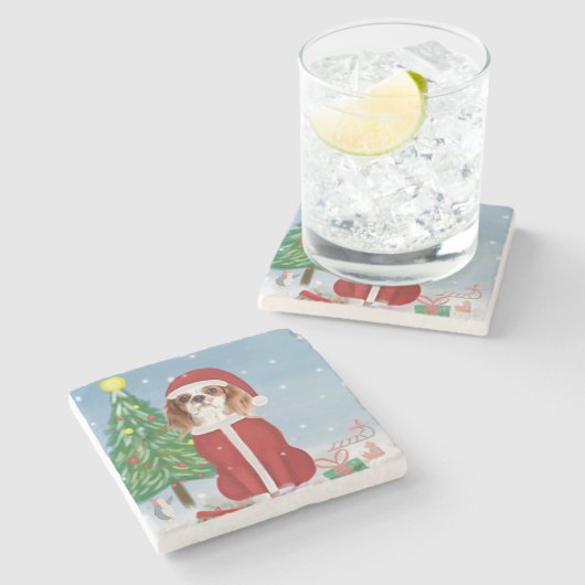 クリスマスのプレゼントで雪の中のキャバリエの王様の犬 ストーンコースター (横)