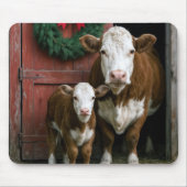 クリスマスのヘレフォード牛と子牛 マウスパッド (正面)