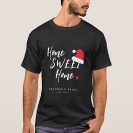クリスマスのホーム・スイート・ホーム サンタ帽子 ファミリーネーム Tシャツ