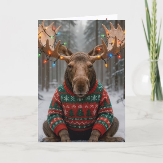 クリスマスのモコモコセーターを着たヘラジカ カード (正面)